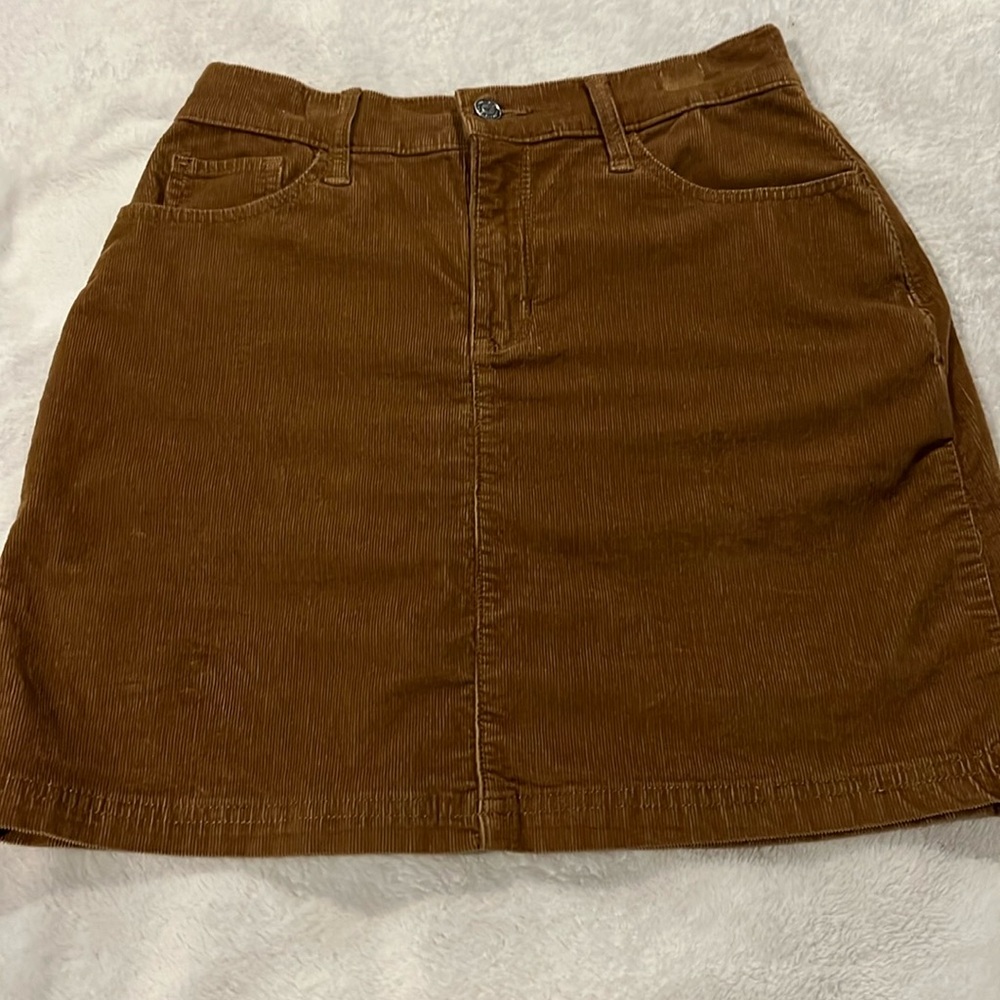 Brown corduroy skirt